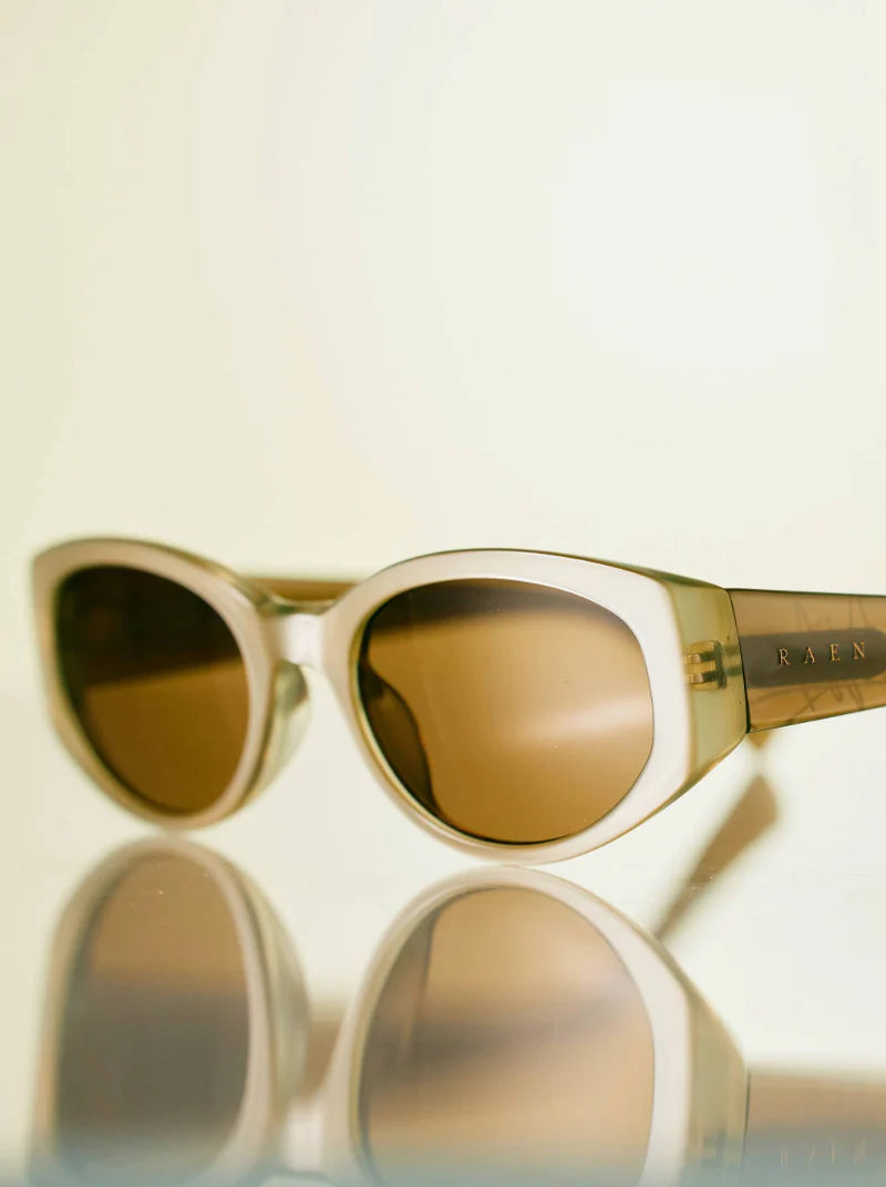 product_image featured_image